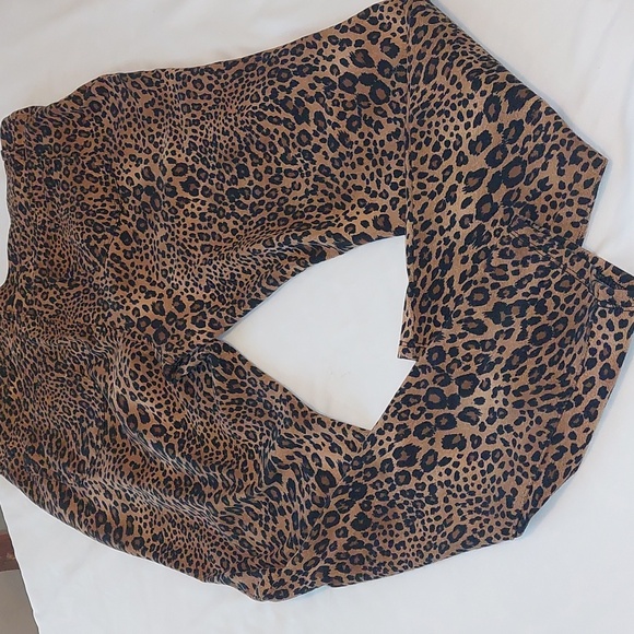 Time And True Leppard Print pull on Pants .Size XXL .Flaws pictured . - Picture 5 of 11